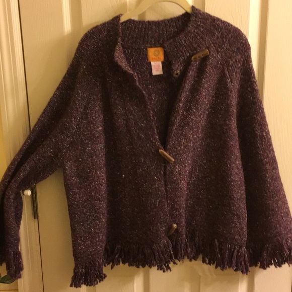 Sweater - Picture 2 of 3